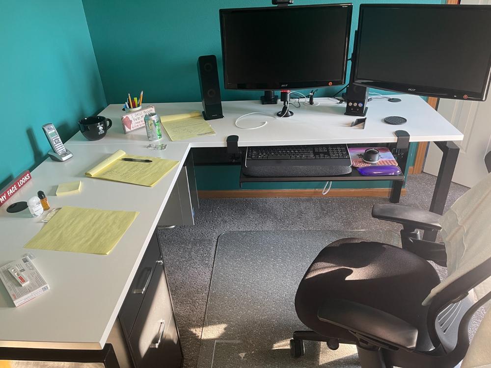 Jot Desk L-Shape + Steel Mod Panel - Customer Photo From Andre Lumadue