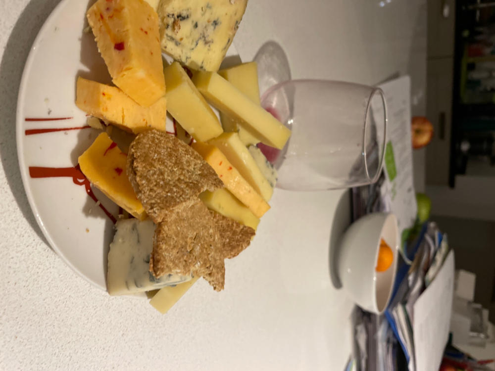 Rick Stein Davidstow Cheddar Cheese Oat Biscuits (170g) - Customer Photo From Mike Ward