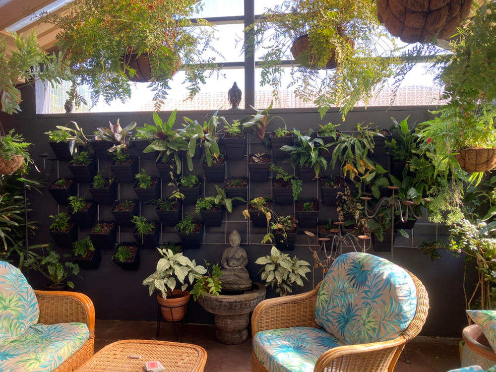 Wallgarden Multi Hang 50 Pot Vertical Garden Wall Kit - Customer Photo From Helen Azzopardi