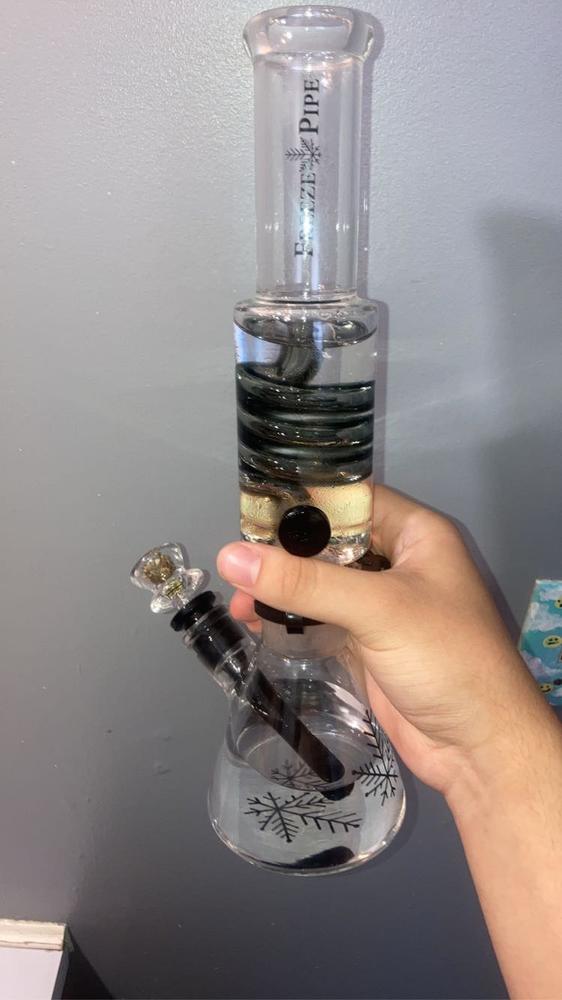 Beaker Bong - Customer Photo From Nick