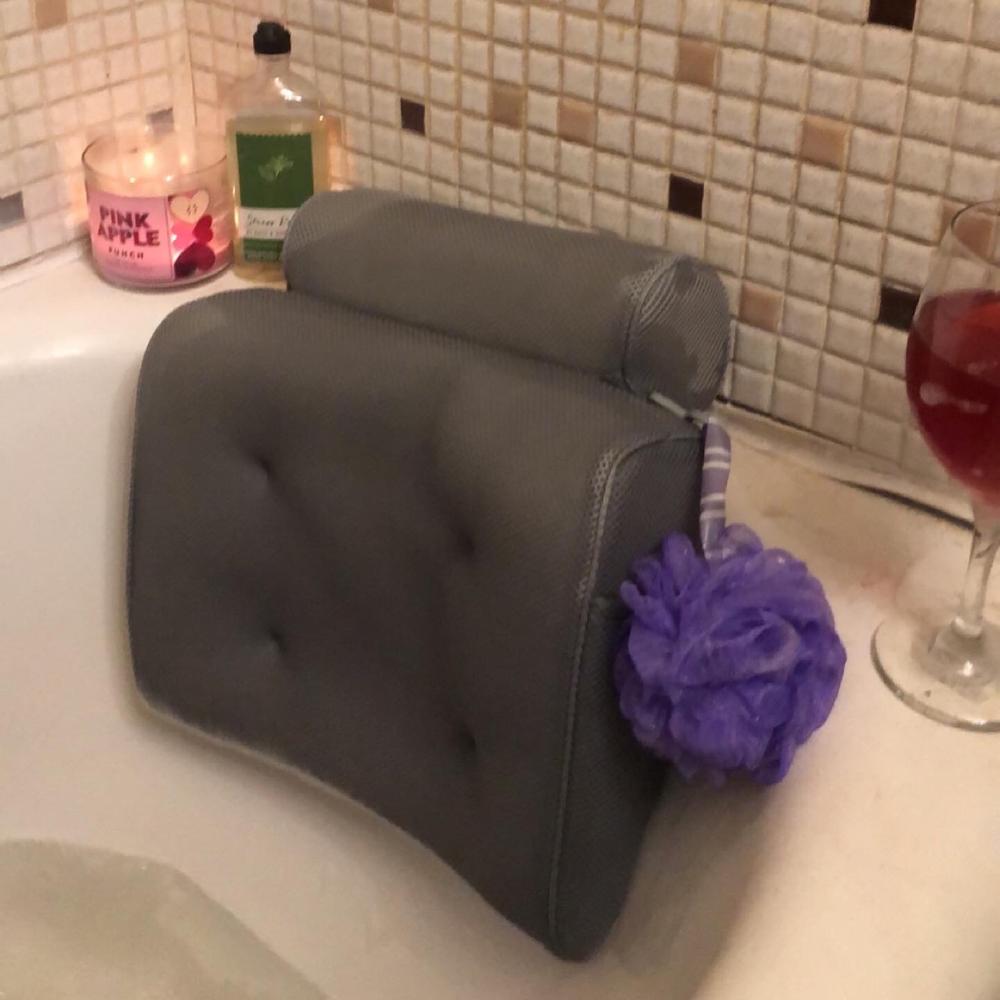 Bathtub Bath Pillow - Customer Photo From Larry W Ray