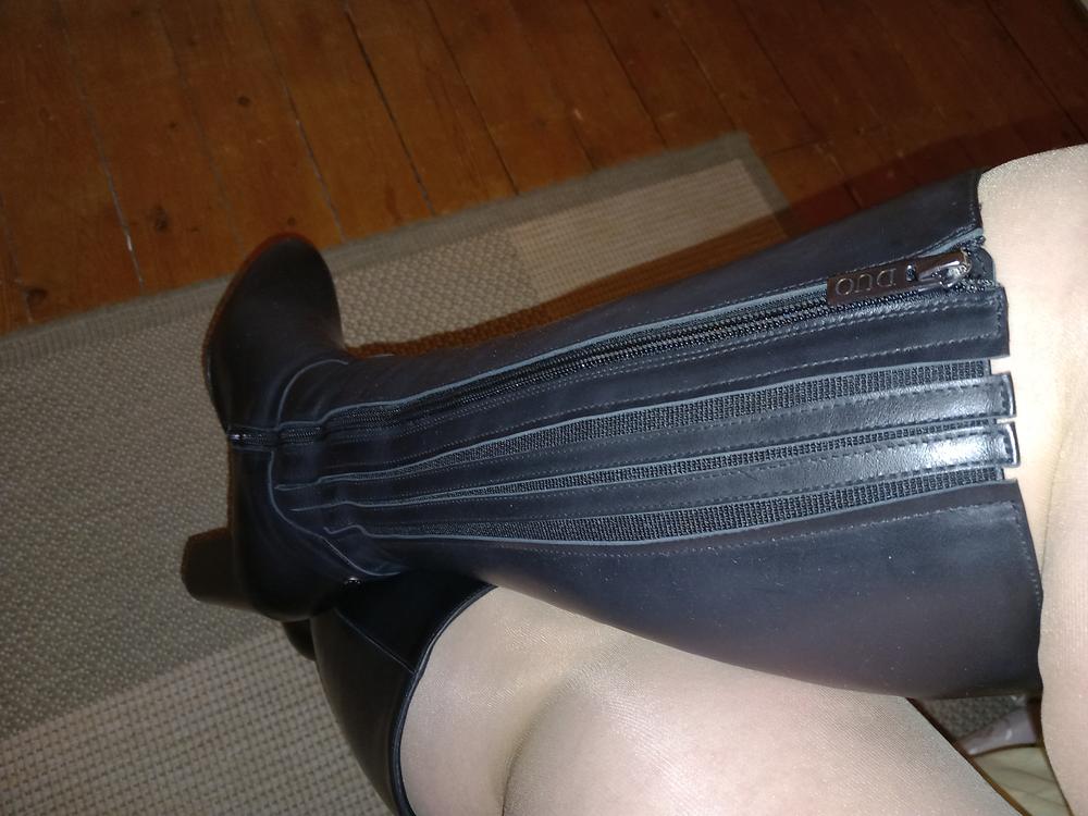 Belmore Knee High Boots in Black Leather - Customer Photo From Paula Gee