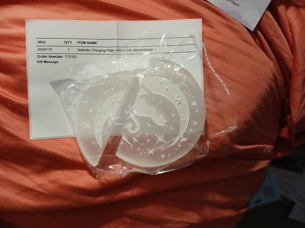 Selenite Charging Plate | Moon Cat - Customer Photo From Beverly Hamel