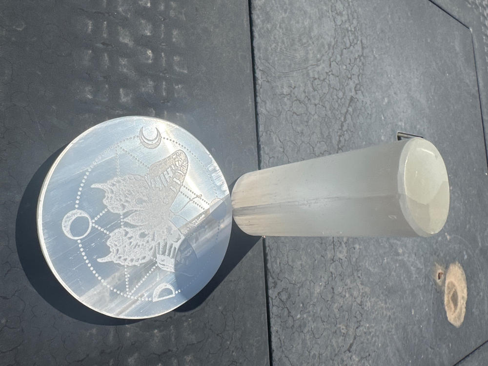 Customer photo: moon cat engraved selenite plate beside the harmonizer