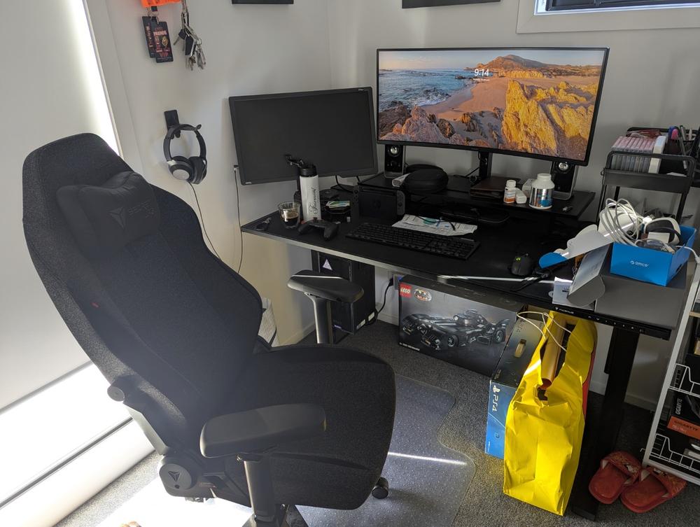 Secretlab TITAN Evo - Regular - SoftWeave™ Plus Fabric (0107) - Customer Photo From Richard Chan