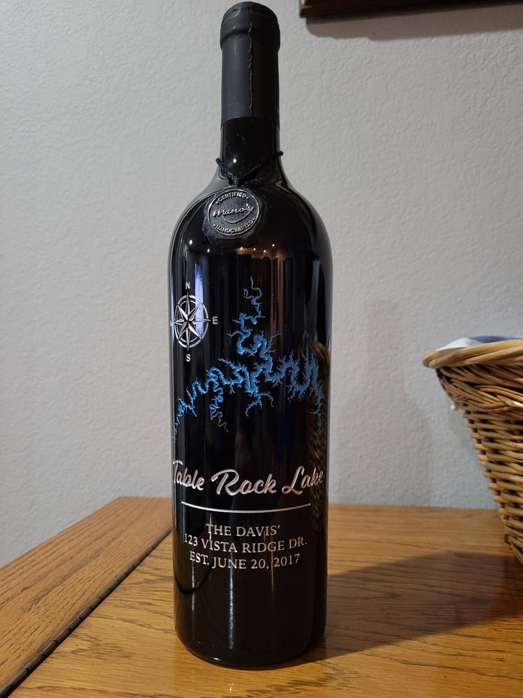 Table Rock Lake Custom Etched Wine - Customer Photo From Vicky B.
