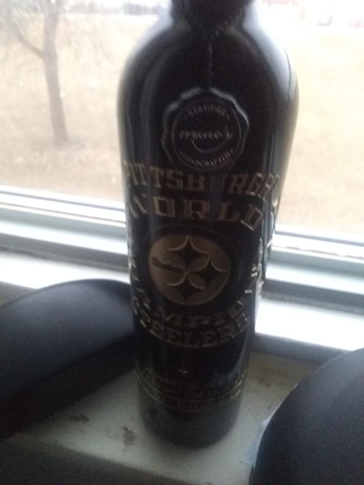 Pittsburgh Steelers 1974 Championship Etched Wine - Customer Photo From Maria P.
