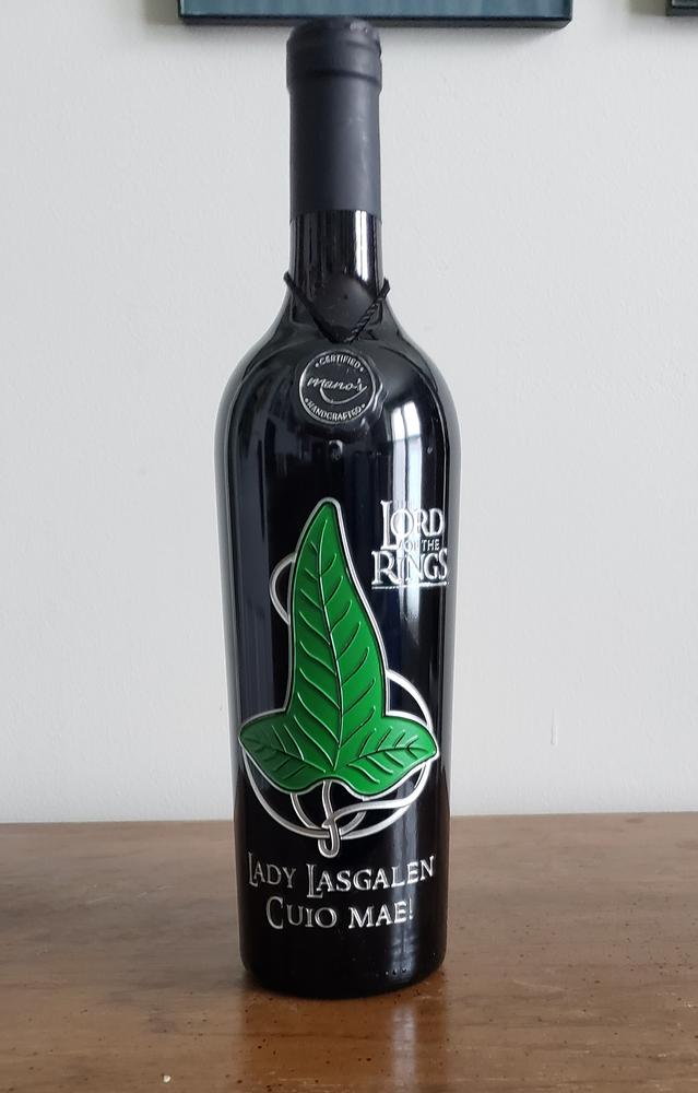 The Lord of the Rings Leaf of Lorien Custom Name Etched Wine - Customer Photo From Stacie F.