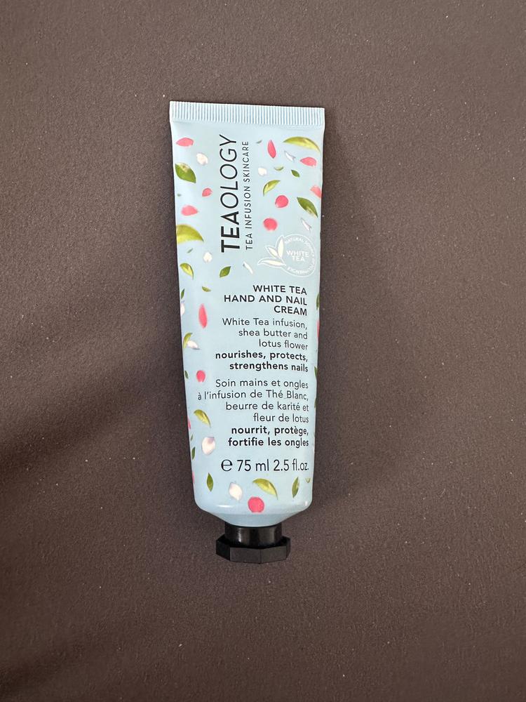 White Tea Hand and Nail Cream - Customer Photo From Peter M