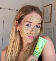 Golden Matcha Glowing and Firming Face Mask - Customer Photo From Roxane