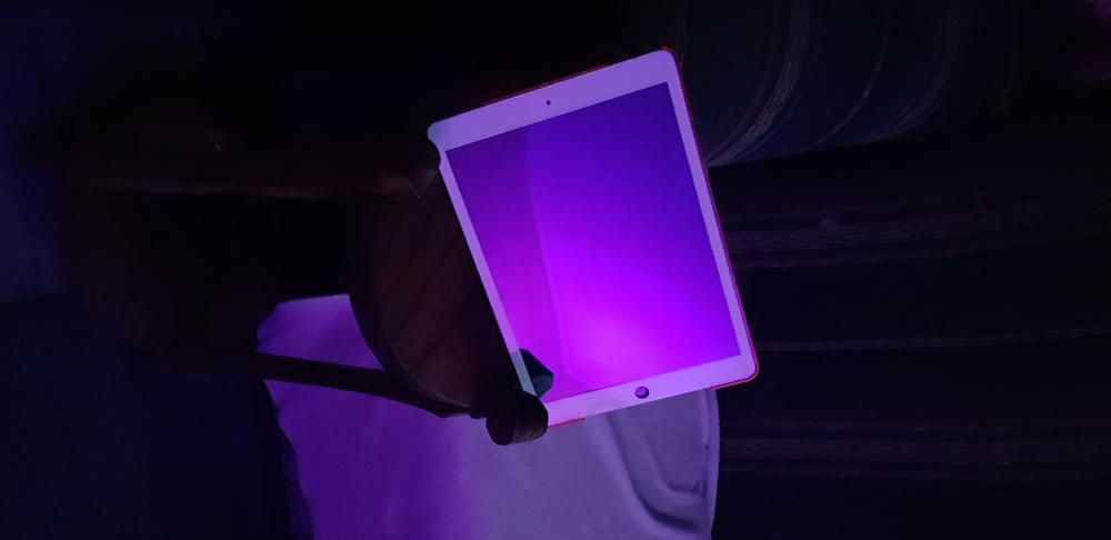 iPad 7 / iPad 8 / iPad 9 (2019/2020/2021) 10.2" Glass & Digitiser Screen Replacement - Customer Photo From Tony Parahi