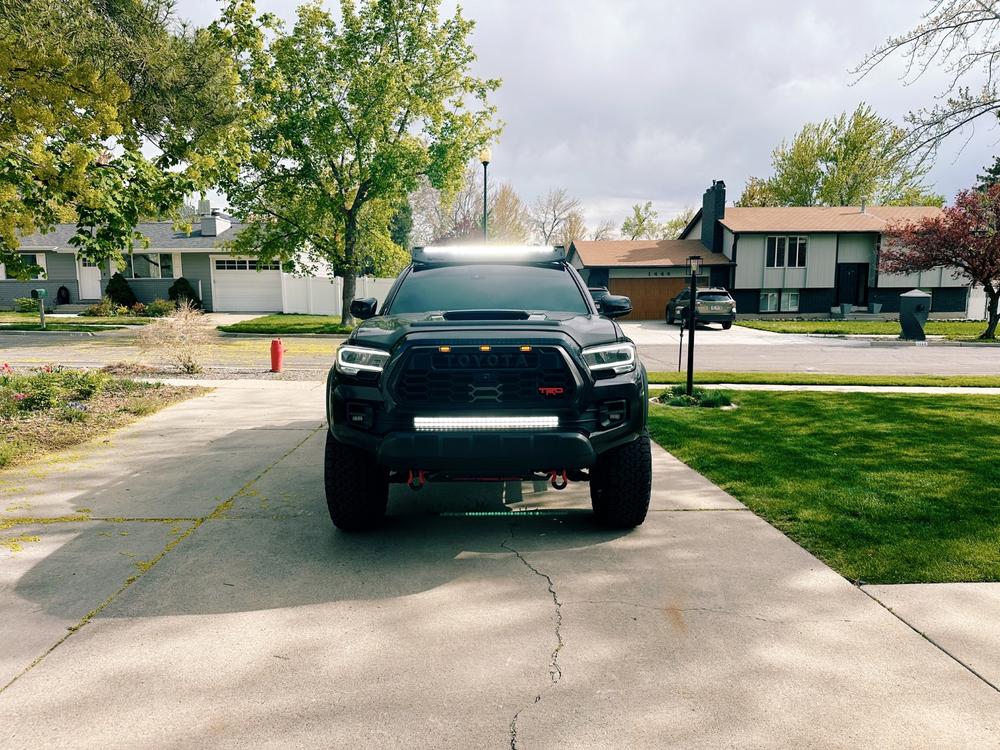 Prinsu Cab Rack For Tacoma (2005-2023) - Customer Photo From Dom Suazo