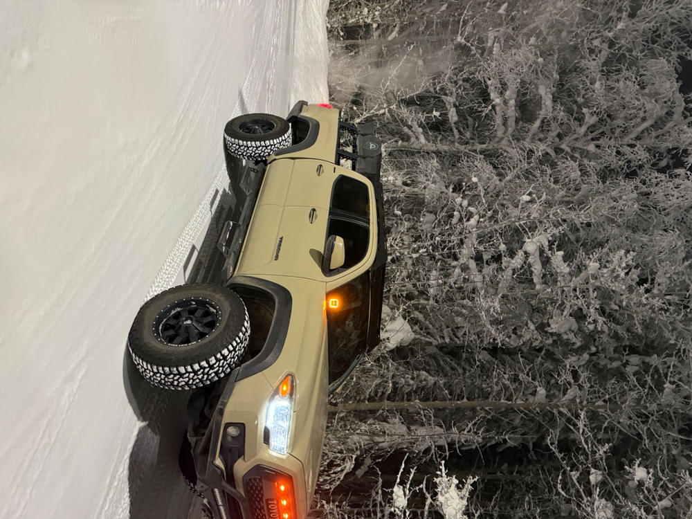 Prinsu Cab Rack For Tacoma (2005-2023) - Customer Photo From Noah Sanchez