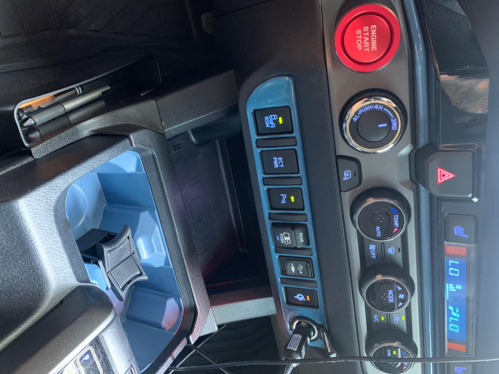 Tufskinz Center Dash Switch Panel For Tacoma (2016-2023) - Customer Photo From Rodrigo Morante