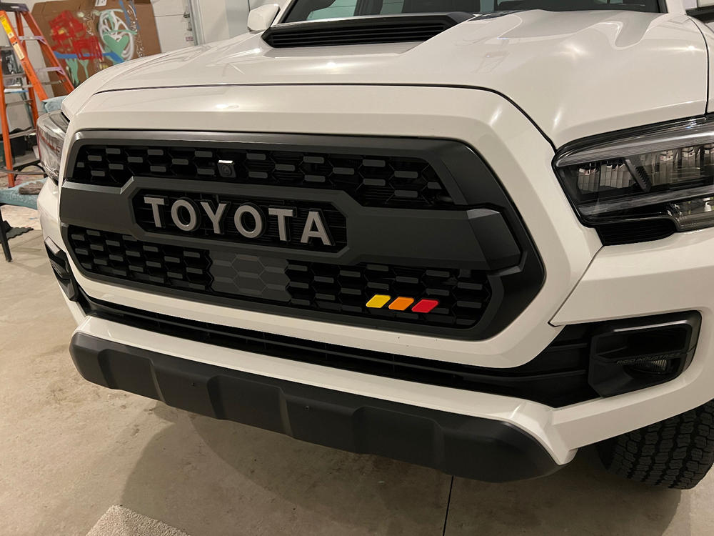 Taco Vinyl Grille Badge - Customer Photo From Paul Rippens