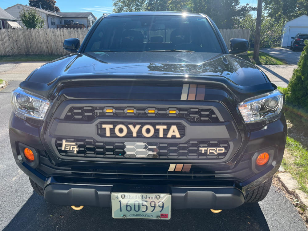 Taco Vinyl Small Universal Decals - Customer Photo From Chilvers