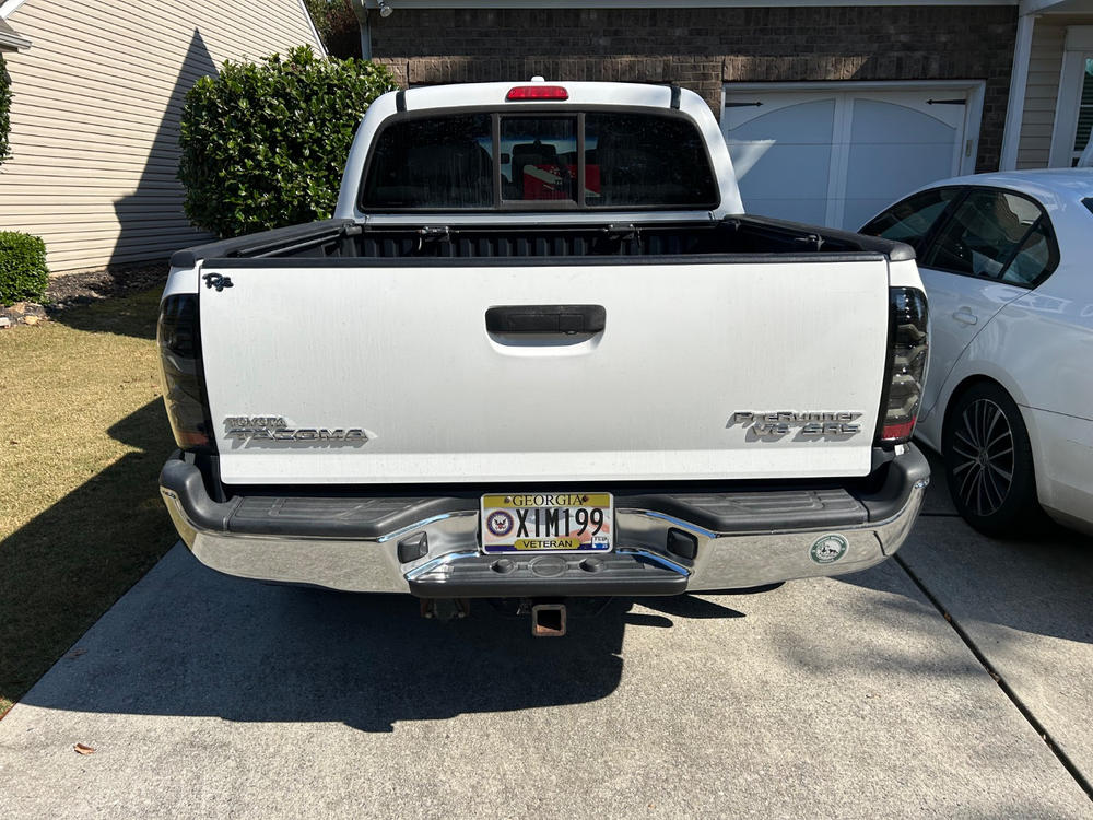 AlphaRex PRO-Series Projector Headlights For Tacoma (2005-2011) - Customer Photo From Wes Russell