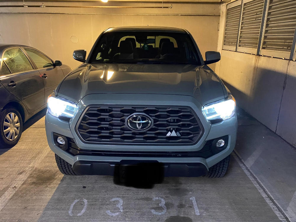 Taco Vinyl Mountain Grille Badge - Customer Photo From William K.
