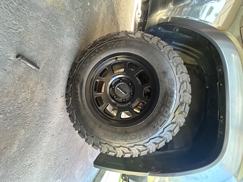 Method Race Wheels Black Lug Nut Kit For Tacoma (2016-2023) - Customer Photo From J B