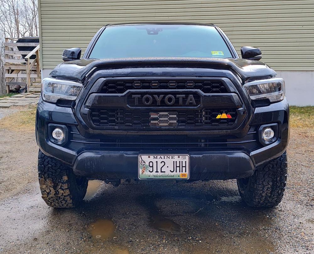 AVS Bugflector II Hood Shield For Tacoma (2016-2023) - Customer Photo From Shane Blakely