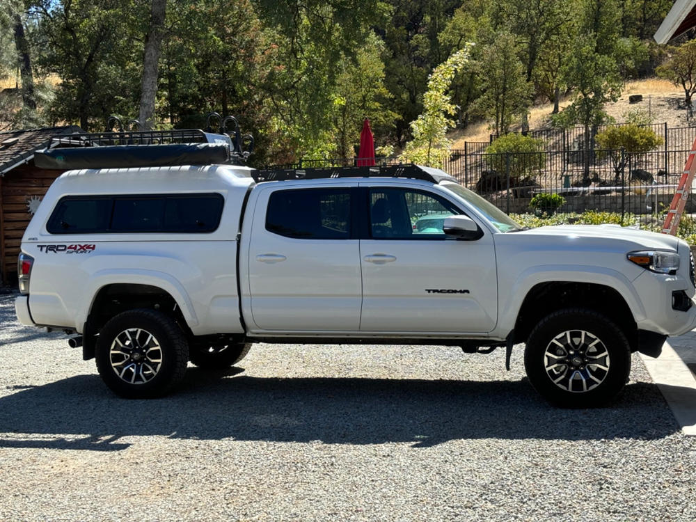 Cali Raised Premium Roof Rack For Tacoma (2005-2023) - Customer Photo From Alan O.