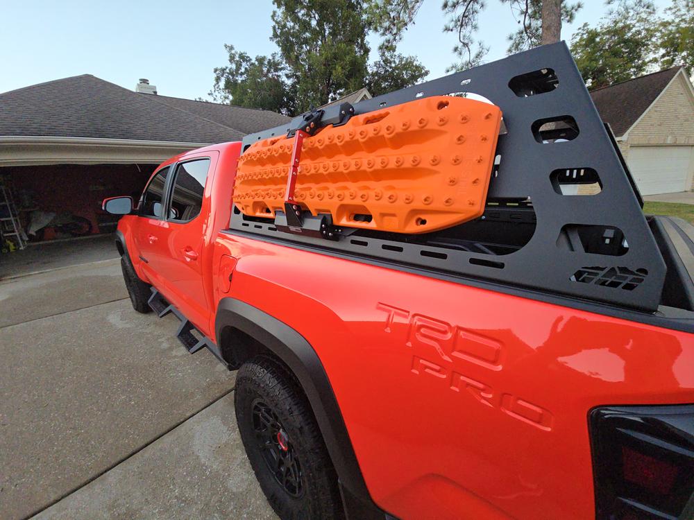 Expedition Essentials Recovery Board Mount For Maxtrax MKII - Customer Photo From Martin Carrasco