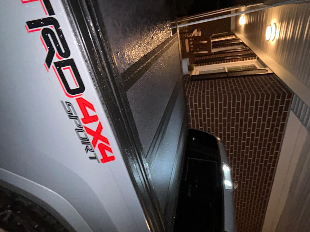 Bakflip MX4 Tonneau Cover For Tacoma (2016-Current) - Customer Photo From Justin Vosburgh