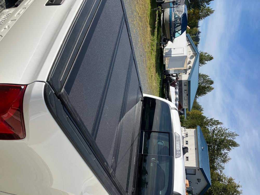 Bakflip MX4 Tonneau Cover For Tacoma (2016-Current) - Customer Photo From Daniel Piscoya