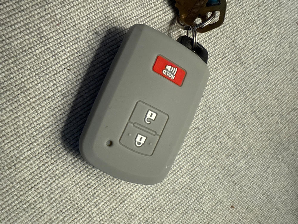 Tacoma Lifestyle Silicone Key Fob Covers (2016-2023) - Customer Photo From Yvonnia Ramirez