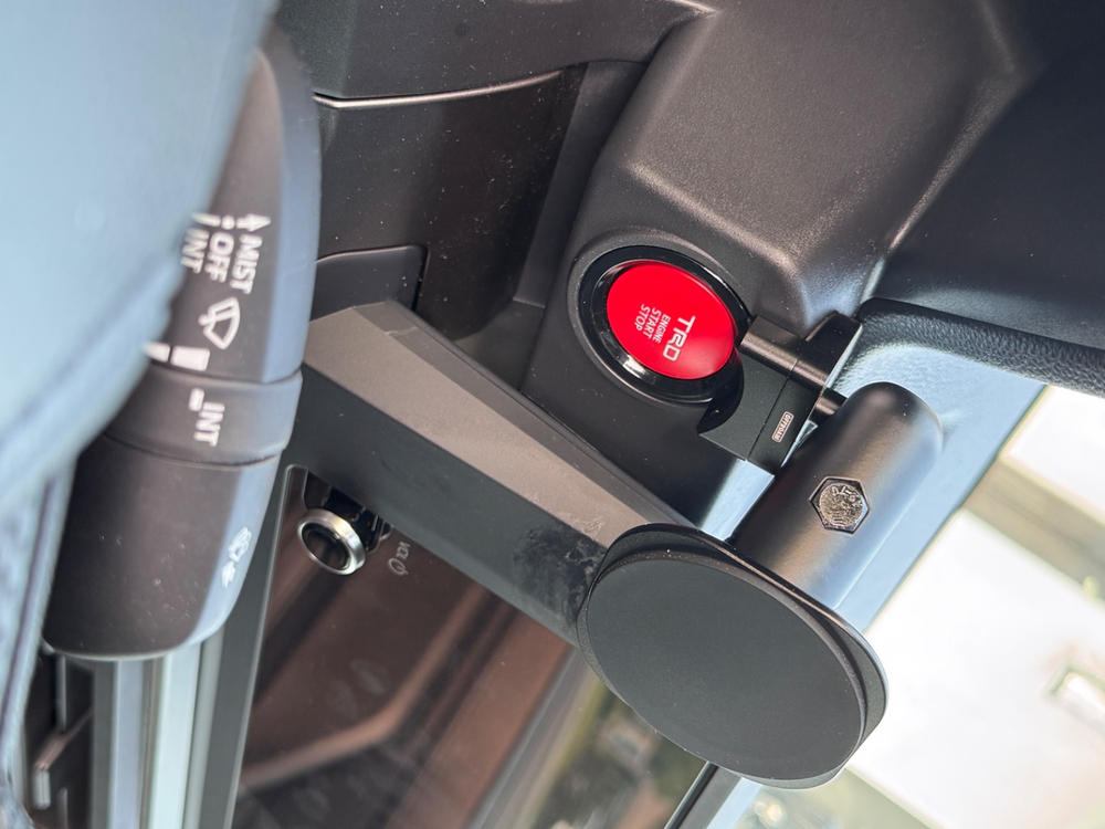Offroam Phone Mount For Tacoma (2024-Current) - Customer Photo From Octavio Barajas
