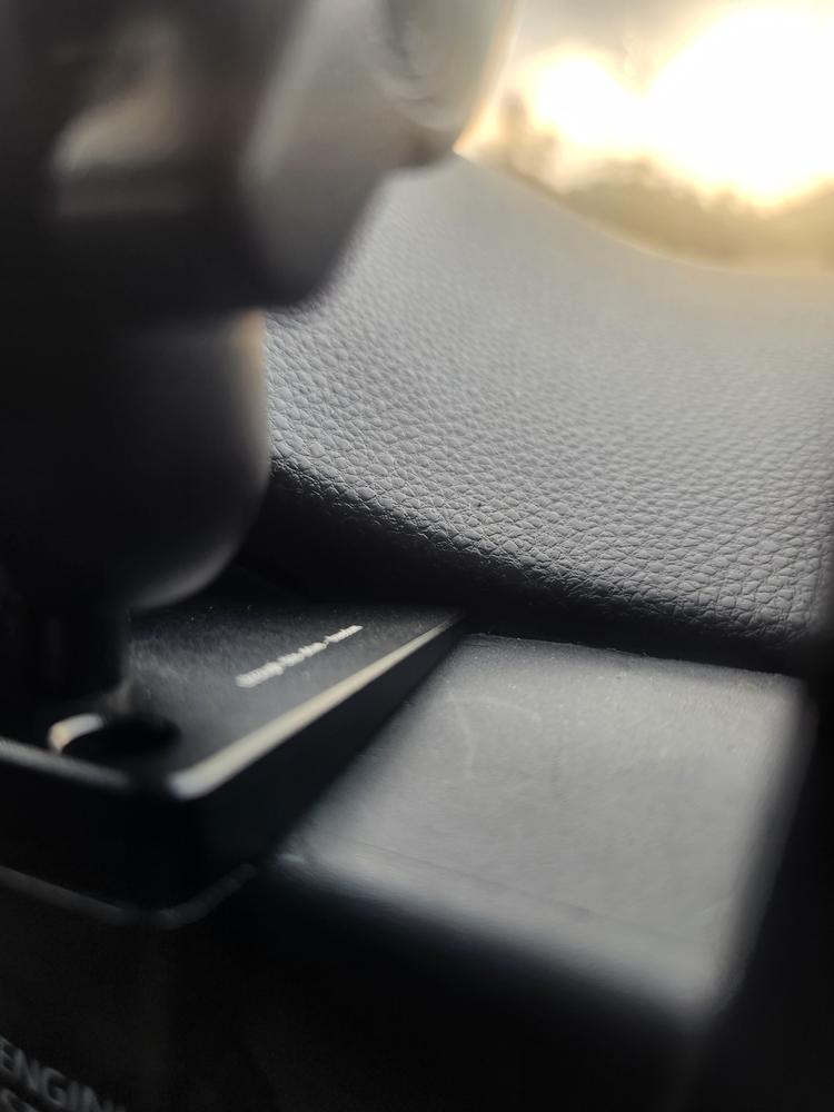 Offroam Phone Mount For Tacoma (2024-Current) - Customer Photo From Gilbert Perez