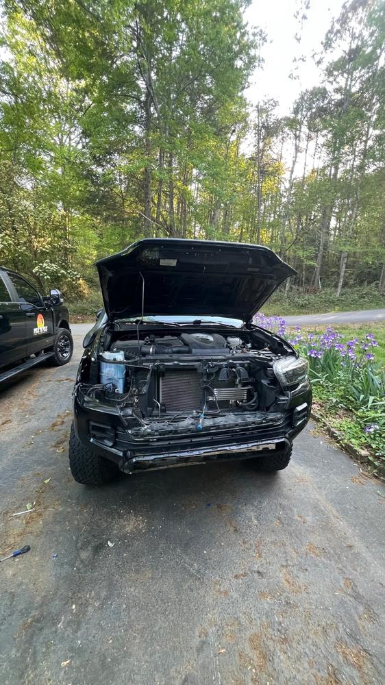 Backwoods Adventures Essentials Bundle Deal For Tacoma (2016-2023) - Customer Photo From Kenneth Olivas