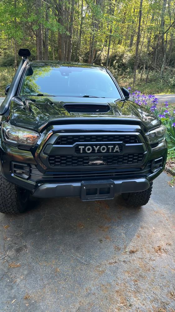 Backwoods Adventures Essentials Bundle Deal For Tacoma (2016-2023) - Customer Photo From Kenneth Olivas