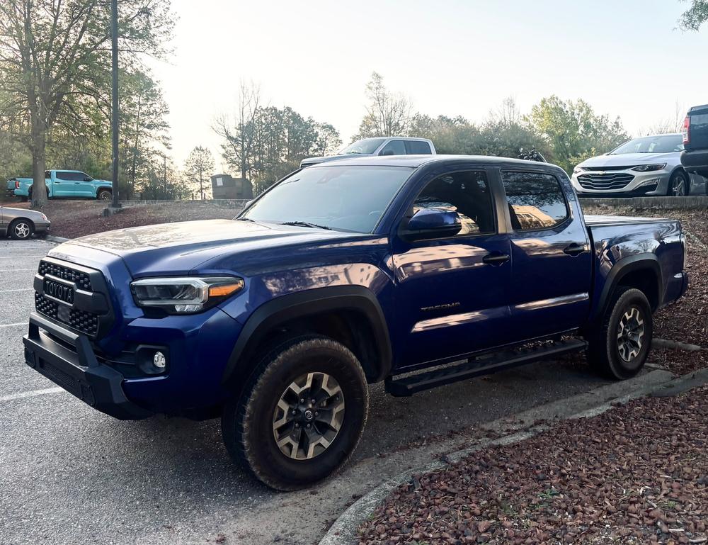 Rough Country BA2 Running Boards For Tacoma (2005-2023) - Customer Photo From Alexis Pickett