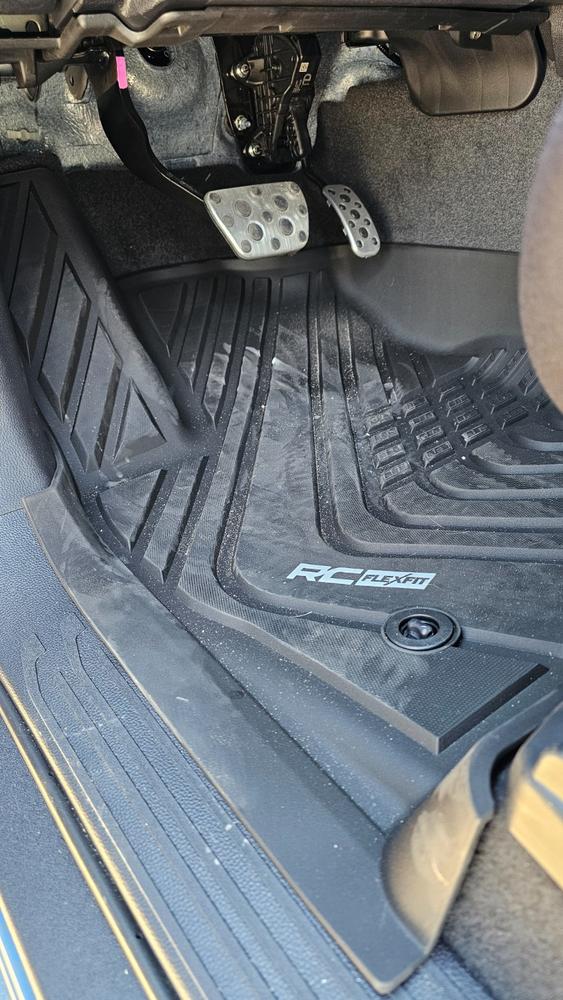 Rough Country Flex Fit Floor Mats For Tacoma (2024-Current) - Customer Photo From Andrew Cervantes
