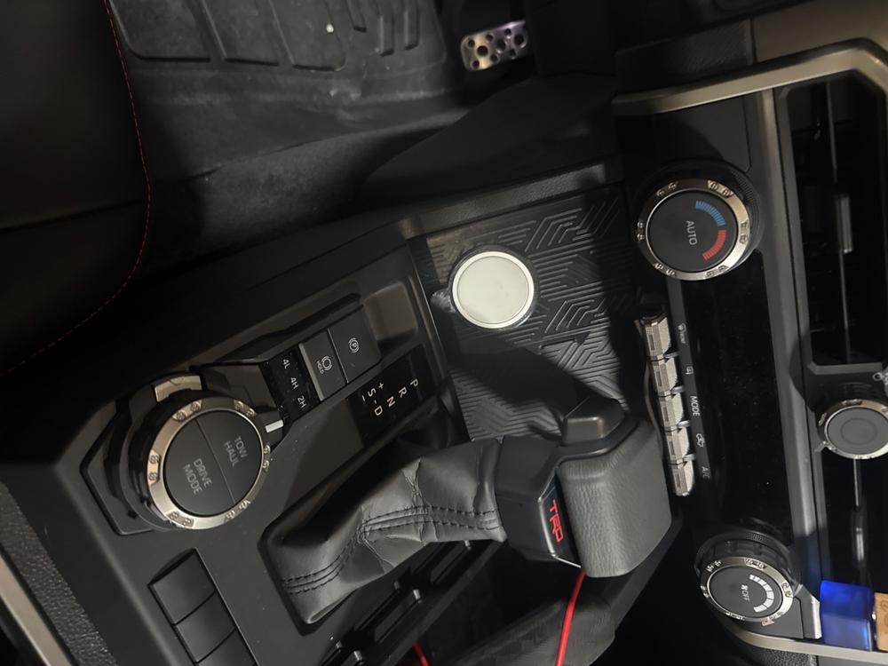 Tacoma Lifestyle Magsafe Charger Mount For Tacoma (2024-Current) - Customer Photo From Jeremiah Girdley