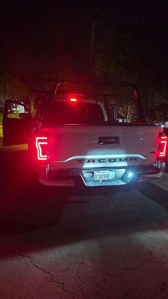 Tacoma Lifestyle Stealth Tail Lights For Tacoma (2016-2023) - Customer Photo From Levi Hernández