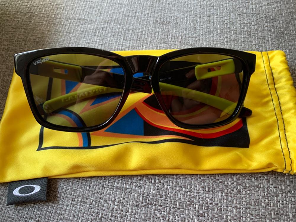 Oakley hotsell catalyst vr46