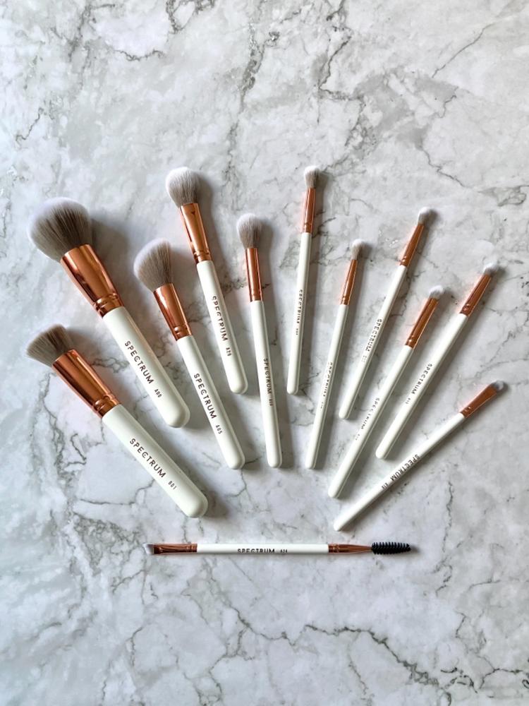 White Marbleous 12 Piece Brush Set Collections