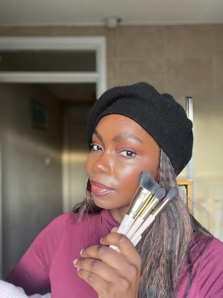 All About The Brush  6 Piece Flawless Face Set - Customer Photo From Sandra mendes