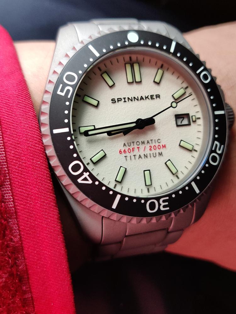 STEALTH BLACK – Spinnaker Watches