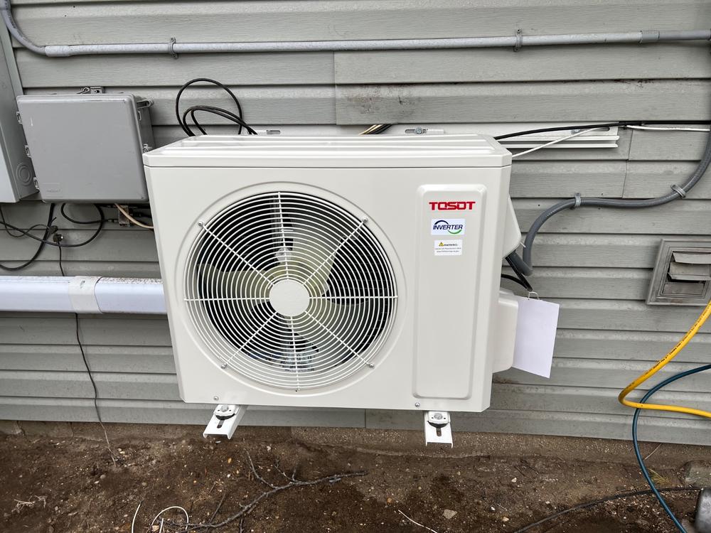 9,000 BTU Mini-Split Heat Pump Air Conditioner-230V - Customer Photo From Chaitram Boodram
