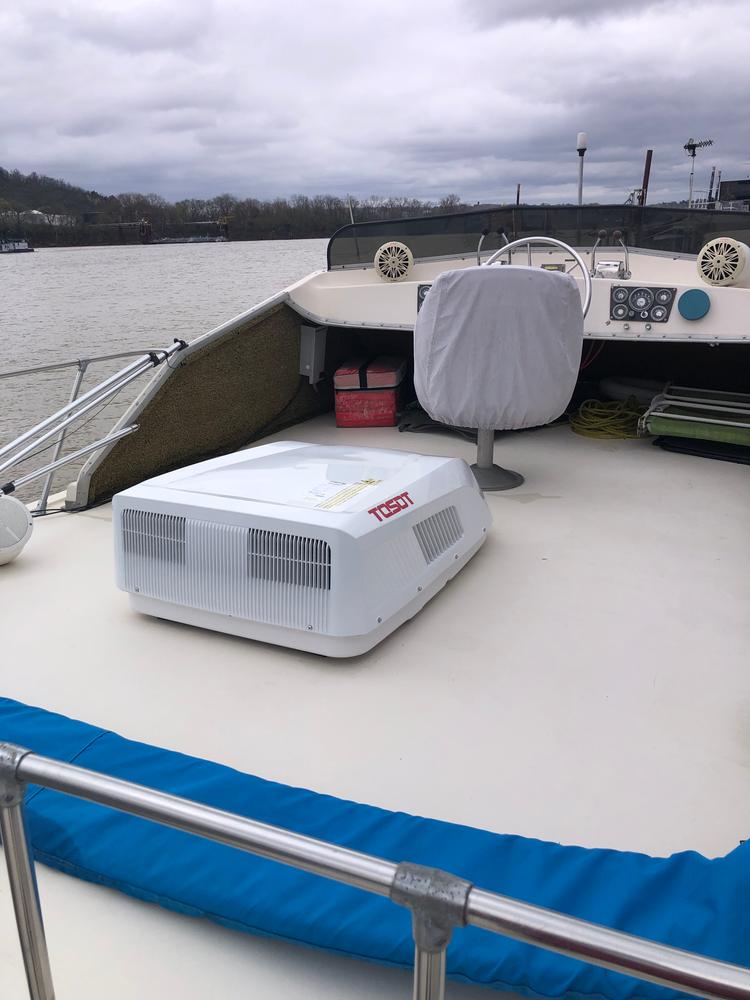 15,000 BTU RV Air Conditioner with Heat Pump - Customer Photo From Lee Sahr