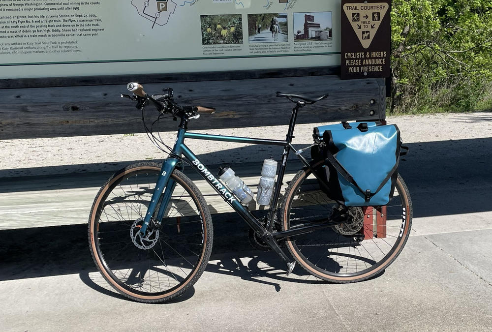 Bombtrack Hook - Black, Medium - Customer Photo From phyllis t