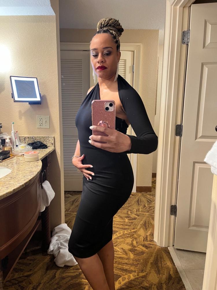 Dasha Modern Midi Dress (Black) - Customer Photo From Monique Bethea