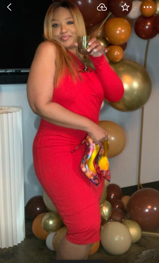 Dasha Modern Midi Dress (Red) - Customer Photo From 🦋MsKisa🦋