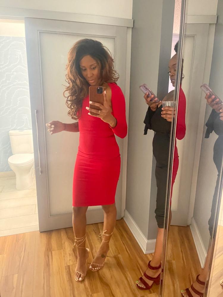 Dasha Modern Dress (Red) - Customer Photo From Danelle Pickett