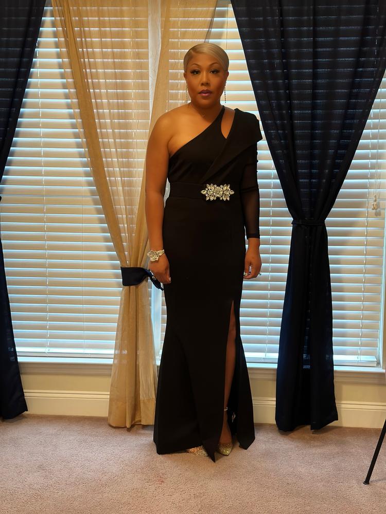 Abigail One Sleeve Maxi Dress (Black) - Customer Photo From Michelle