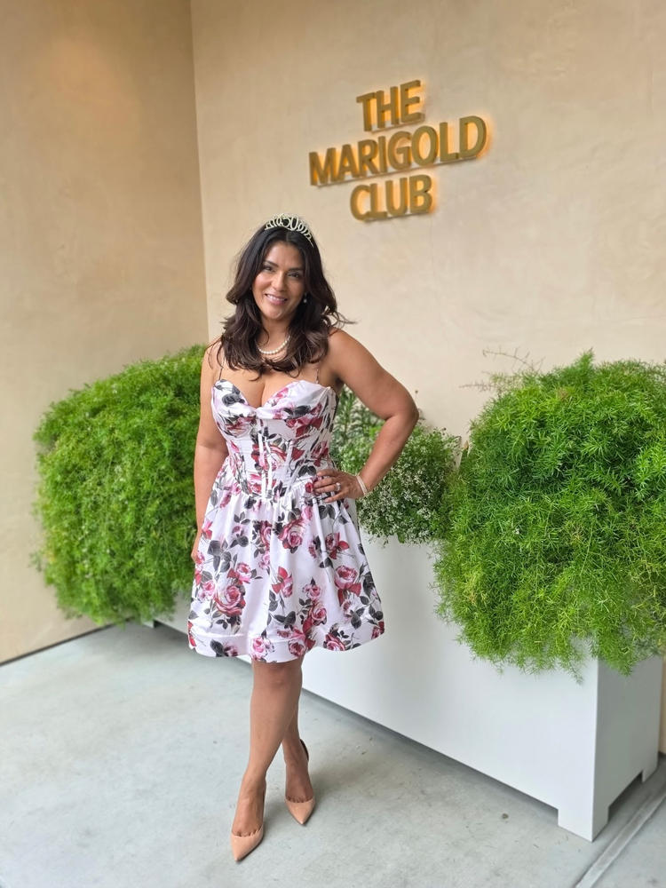 Altha Italian Rose Print Corset Mini Dress (Rose Print) - Customer Photo From Xiomara L. Boagni
