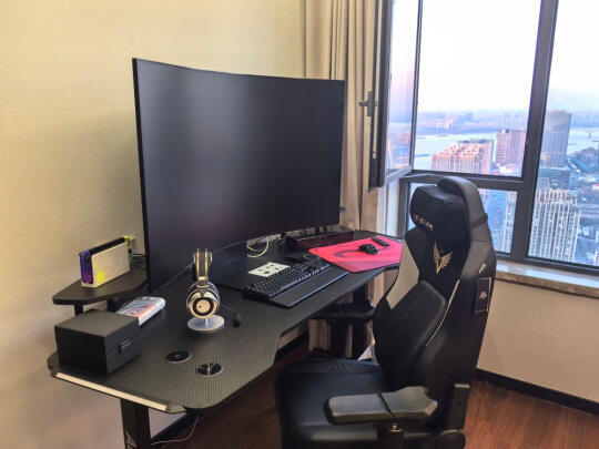 AutoFull M6 Gaming Chair Pro, with Footrest - Customer Photo From Tige adler
